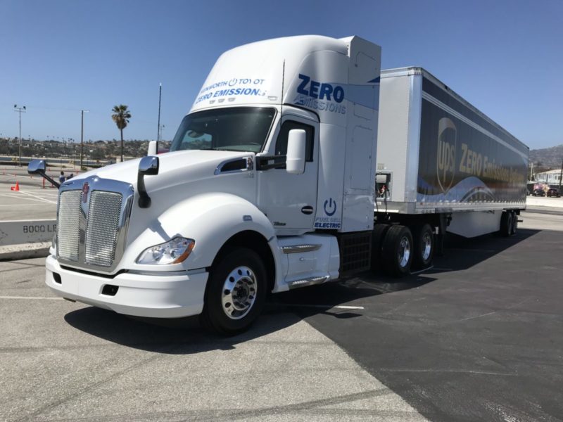 Kenworth Toyota Fuel Cell Electric Truck4